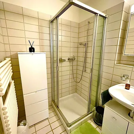 Gaestezimmer In Einfamilienhaus Апартаменты Цюрих