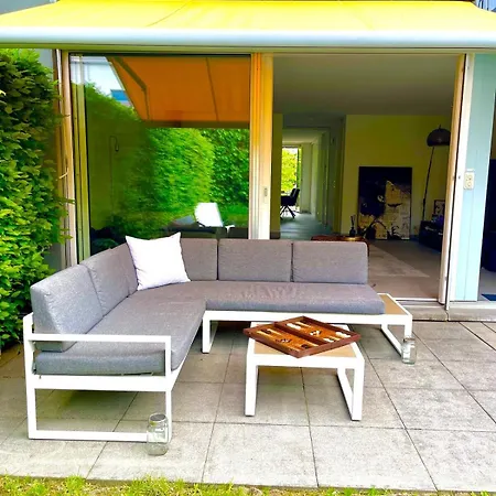 Gaestezimmer In Einfamilienhaus Zürich